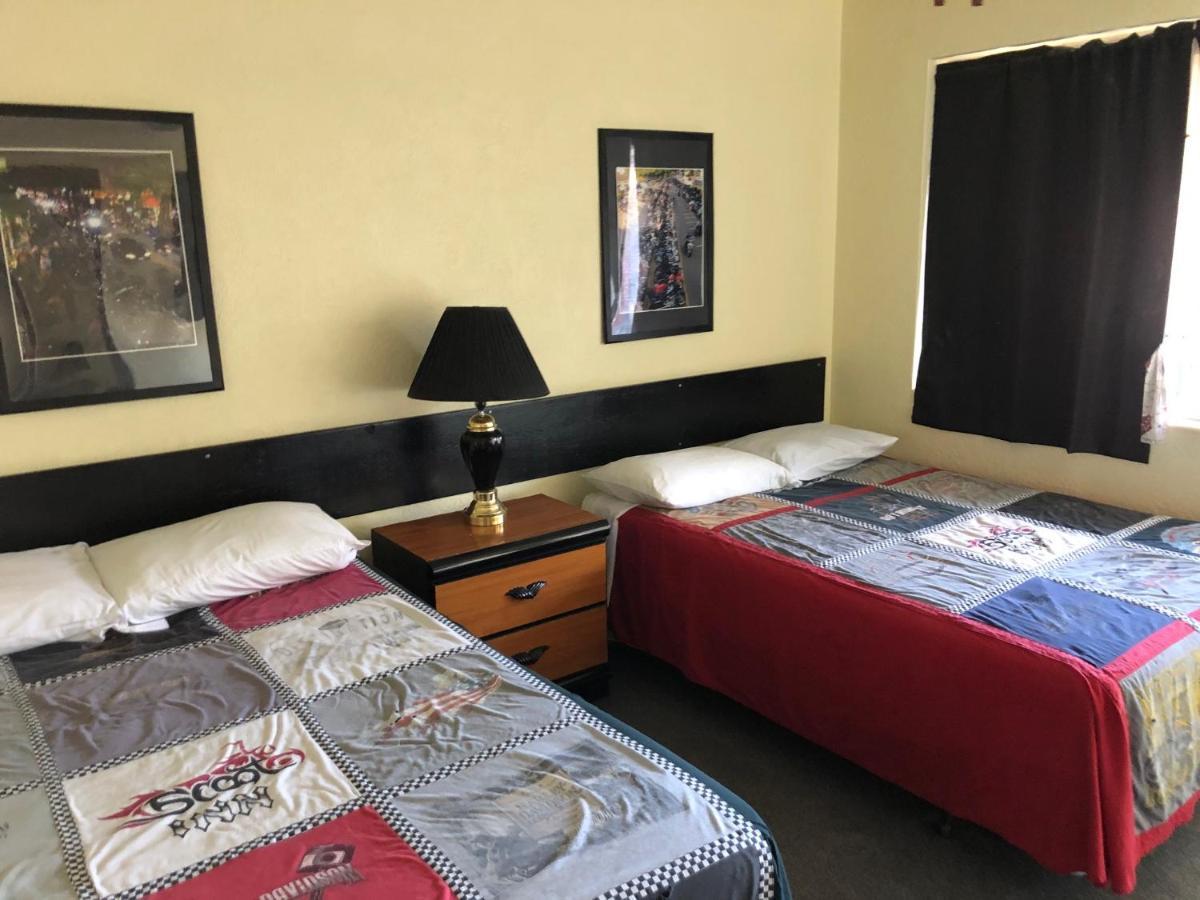 פורט אורנג' Scoot Inn Motel מראה חיצוני תמונה
